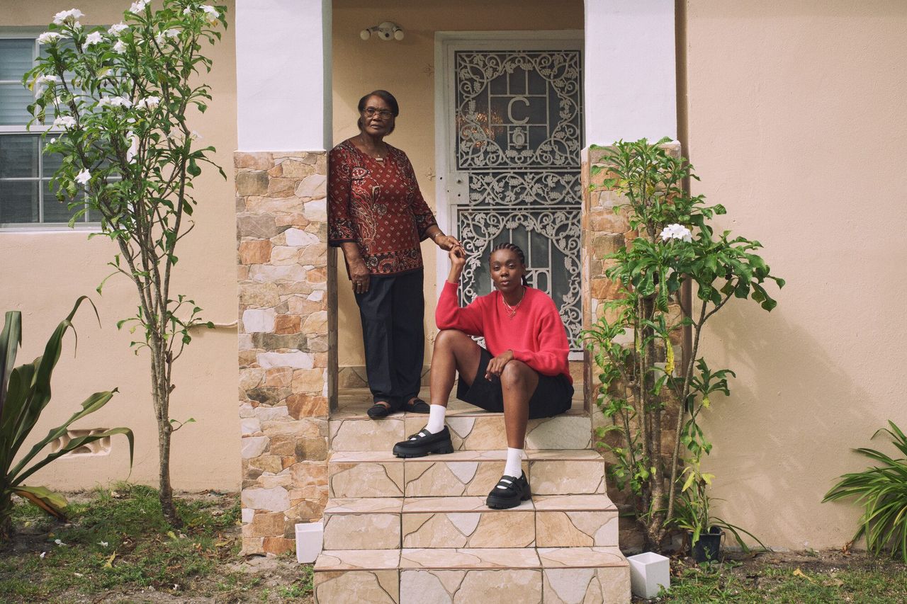 FA24_OTW_Beatrice_VN000D18BLK_MaryJaneDS_Black_DSC3413 (2)