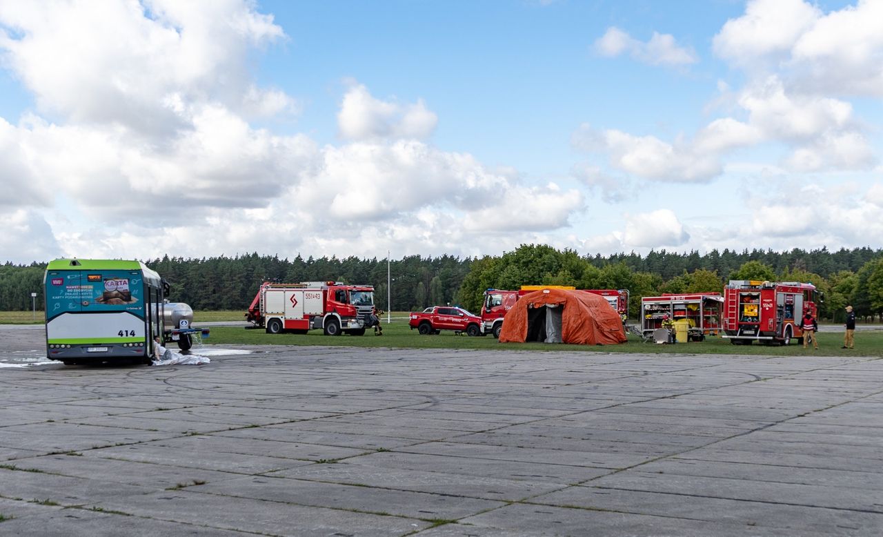 Ćwiczenia na lotnisku w Pile.