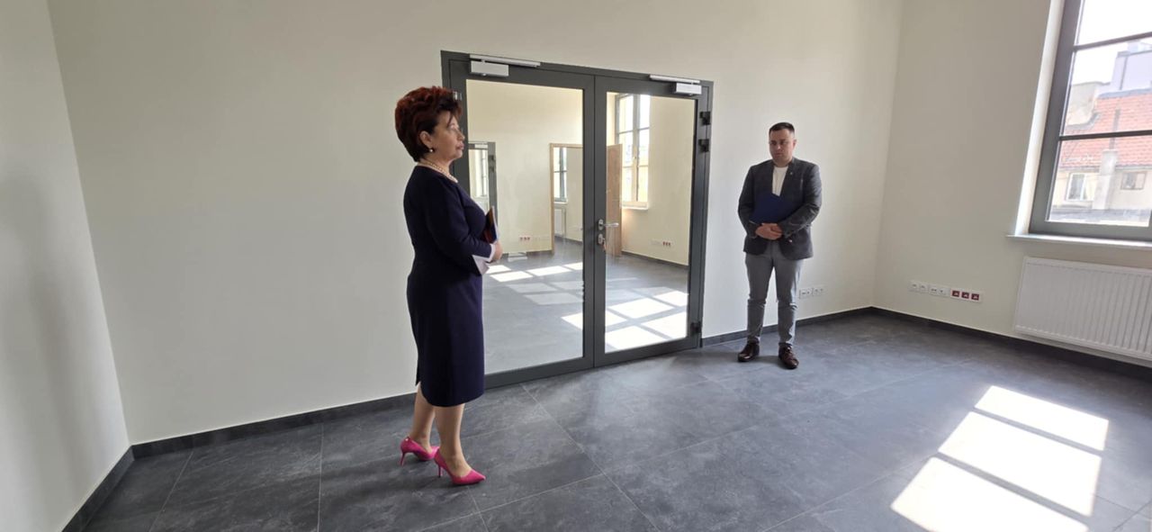 Prawe skrzydło Urzędu Stanu Cywilnego 