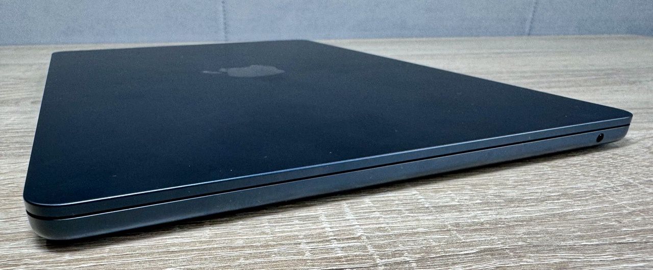 mac bok air m3 gniazdo słuchawkowe