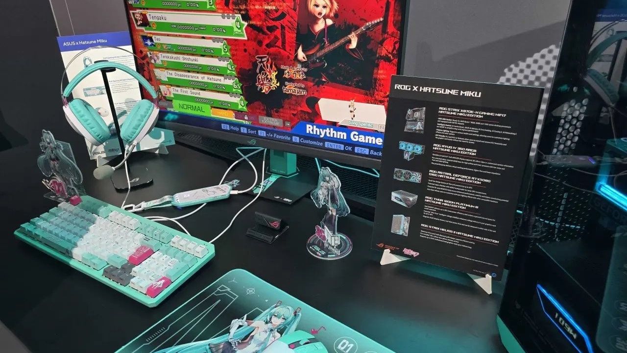 Gamescom 2025 - Asus Hatsune Miku