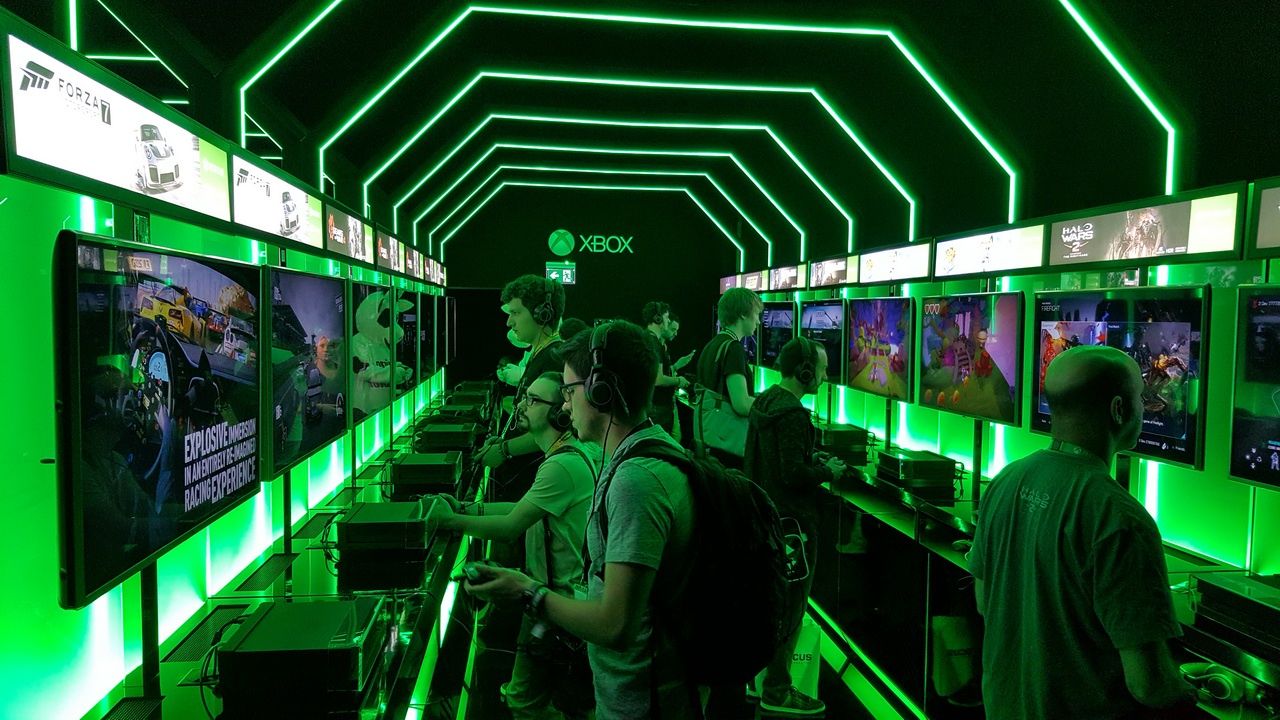 Gamescom 2017 - Xbox One X room