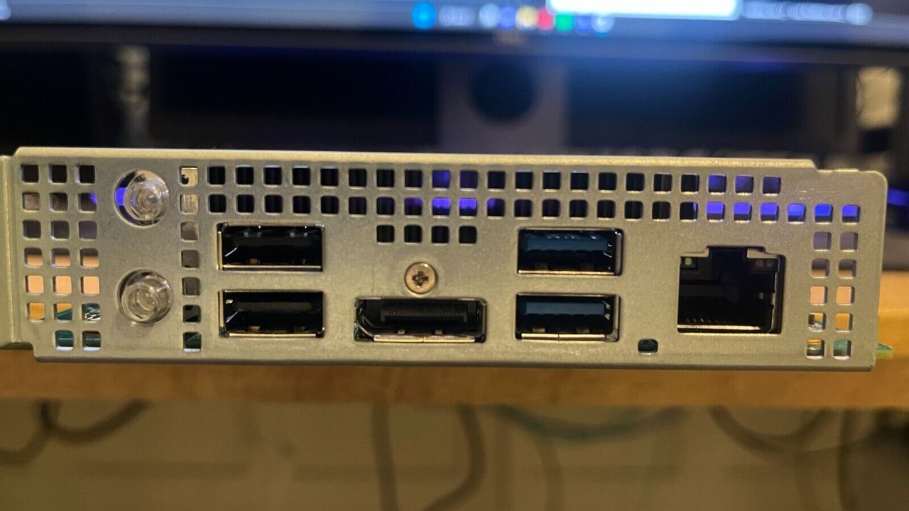 ASRock BC-250 - złącza