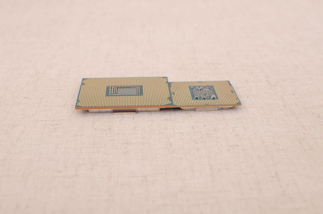 Intel Core i3-7360X i Core i3-7350K