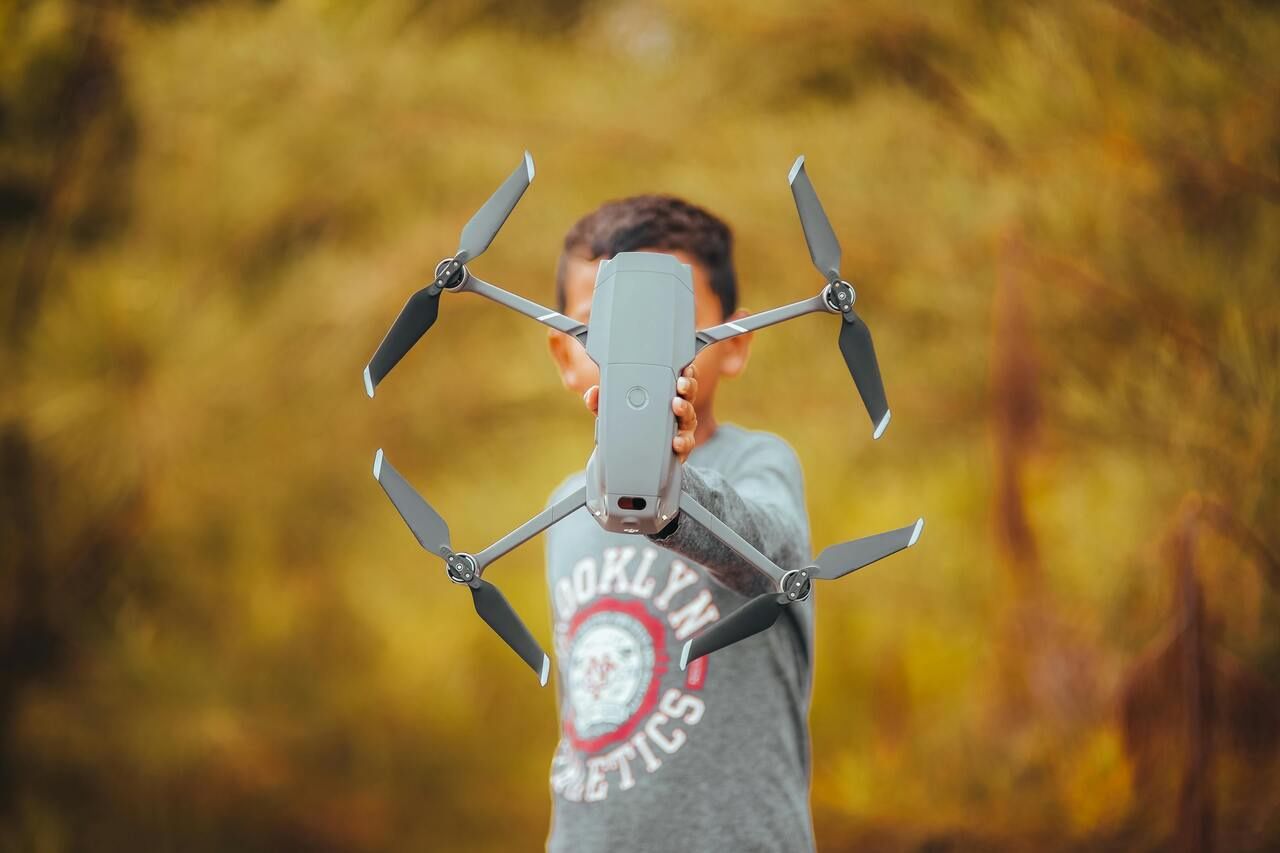 Pierwszy dron dla dziecka raczej nie będzie aż tak duży