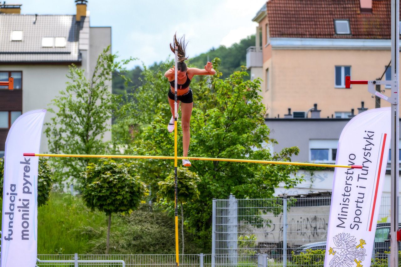 tyczkarze w poznaniu 