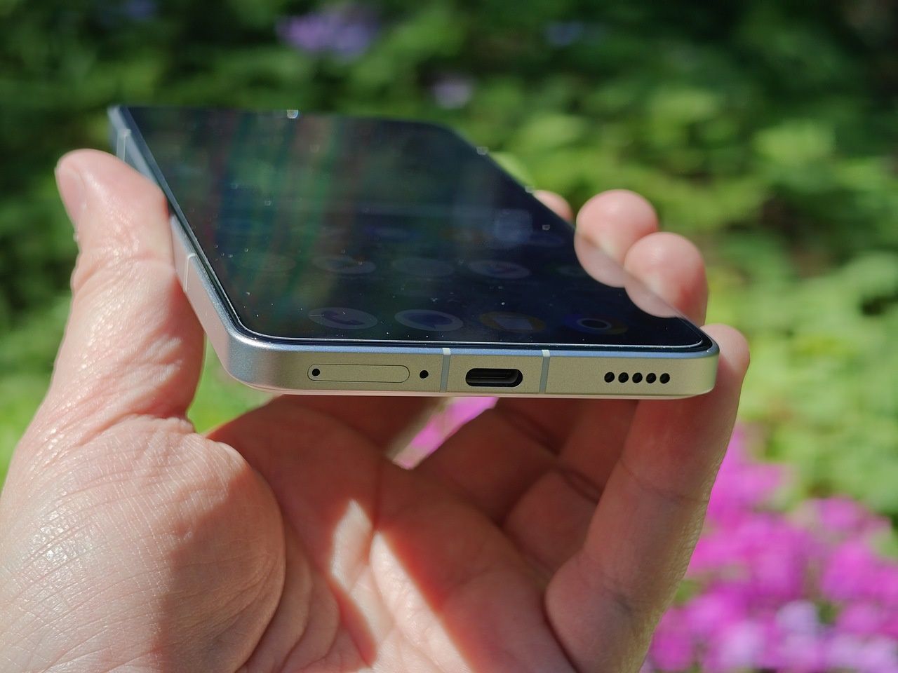 poco f6 pro ekran