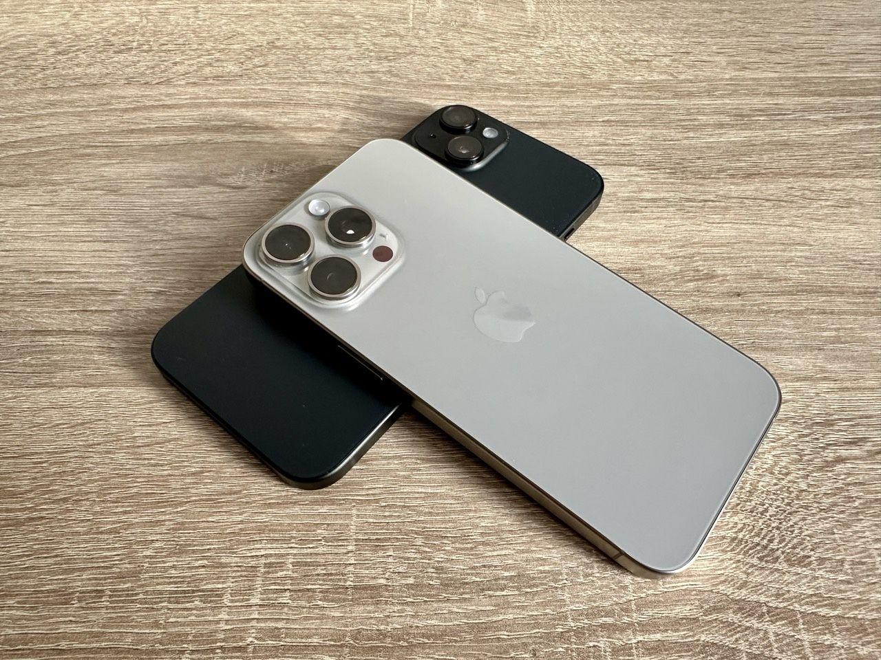 iPhone 15 pro max aparat