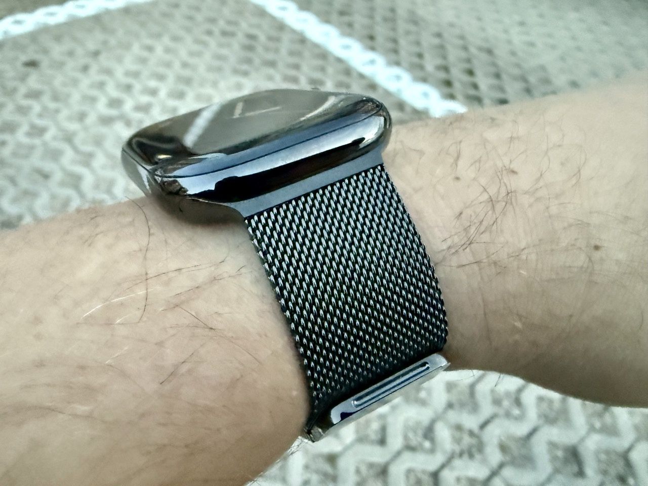 Apple Watch series 10 z bransoletą mediolańską