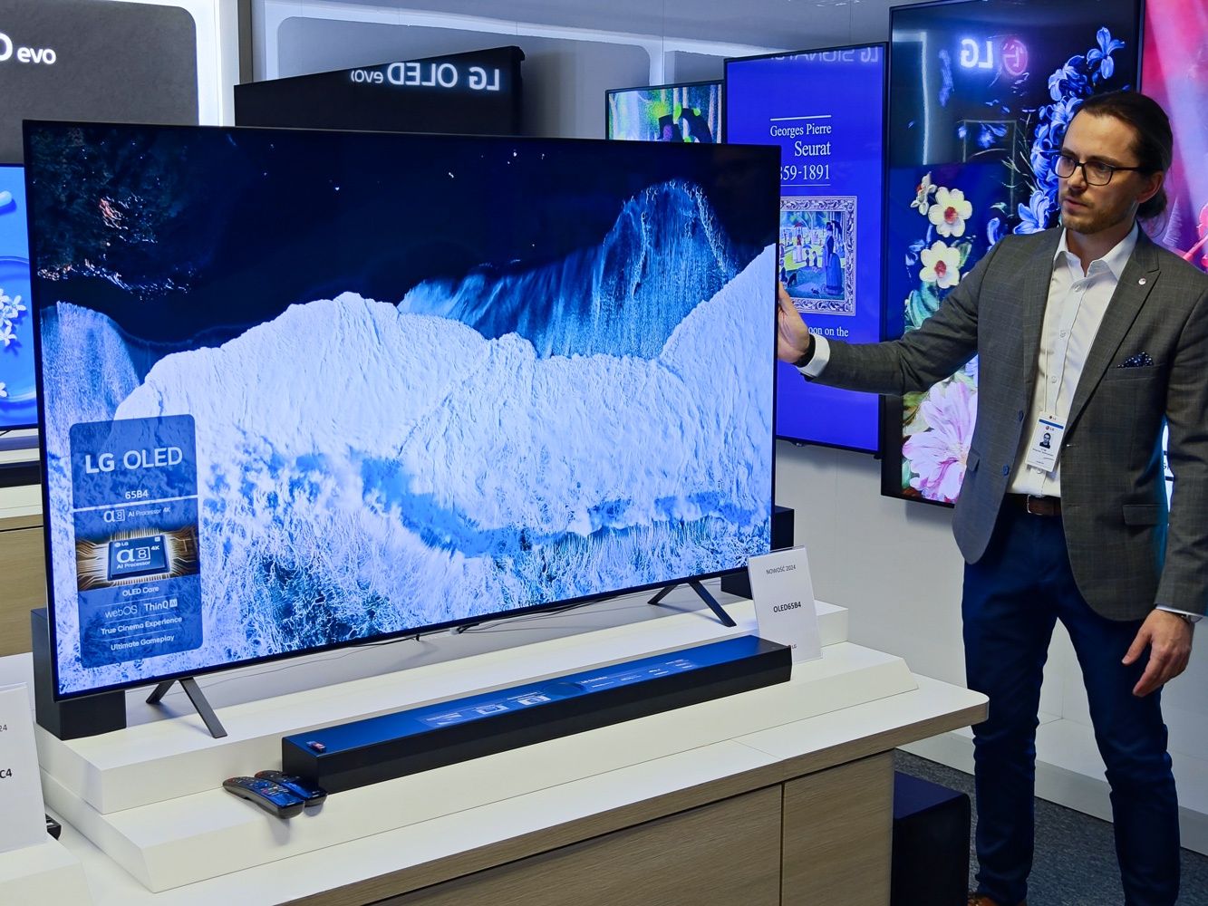 LG OLED B4