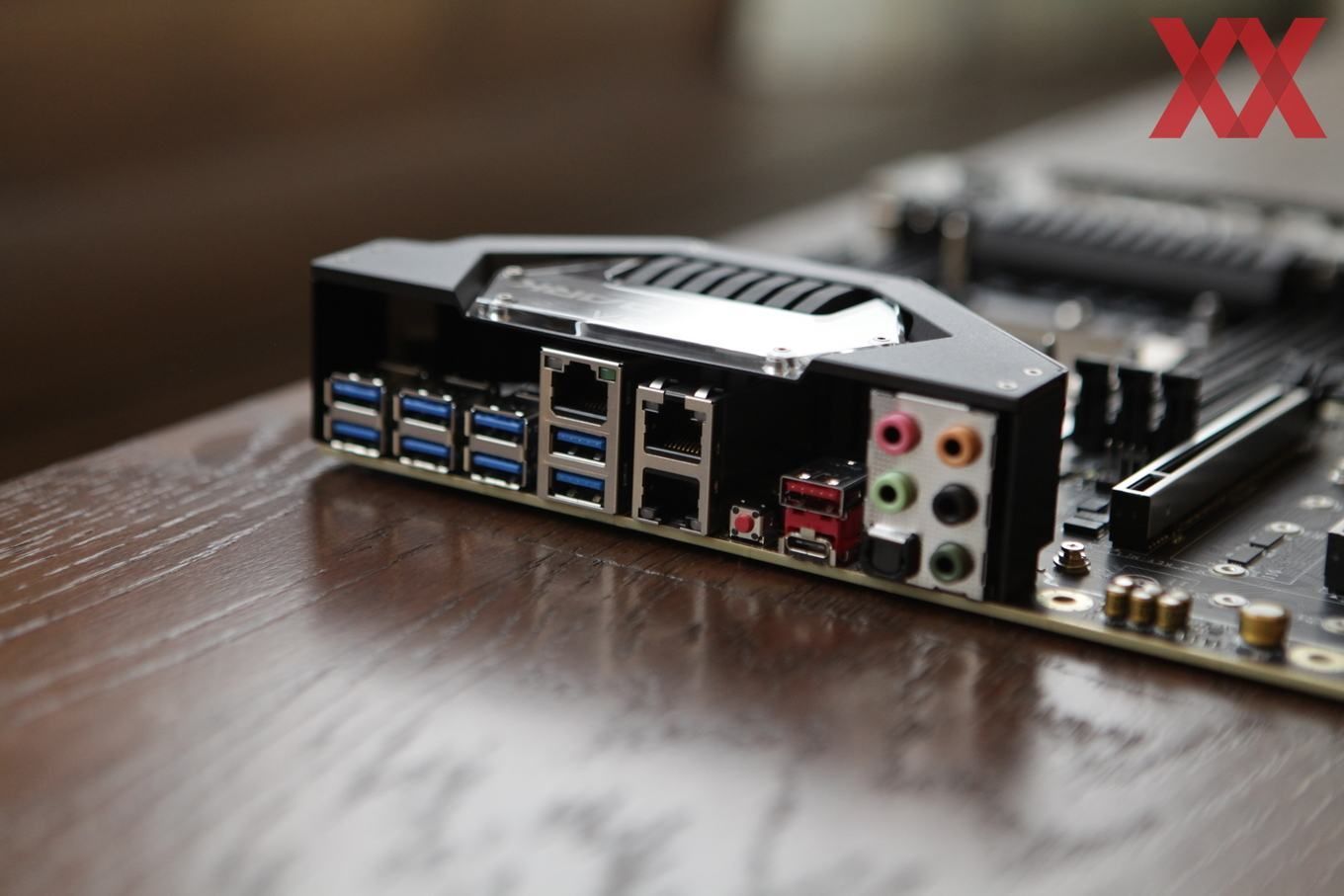 EVGA SR-3 DARK