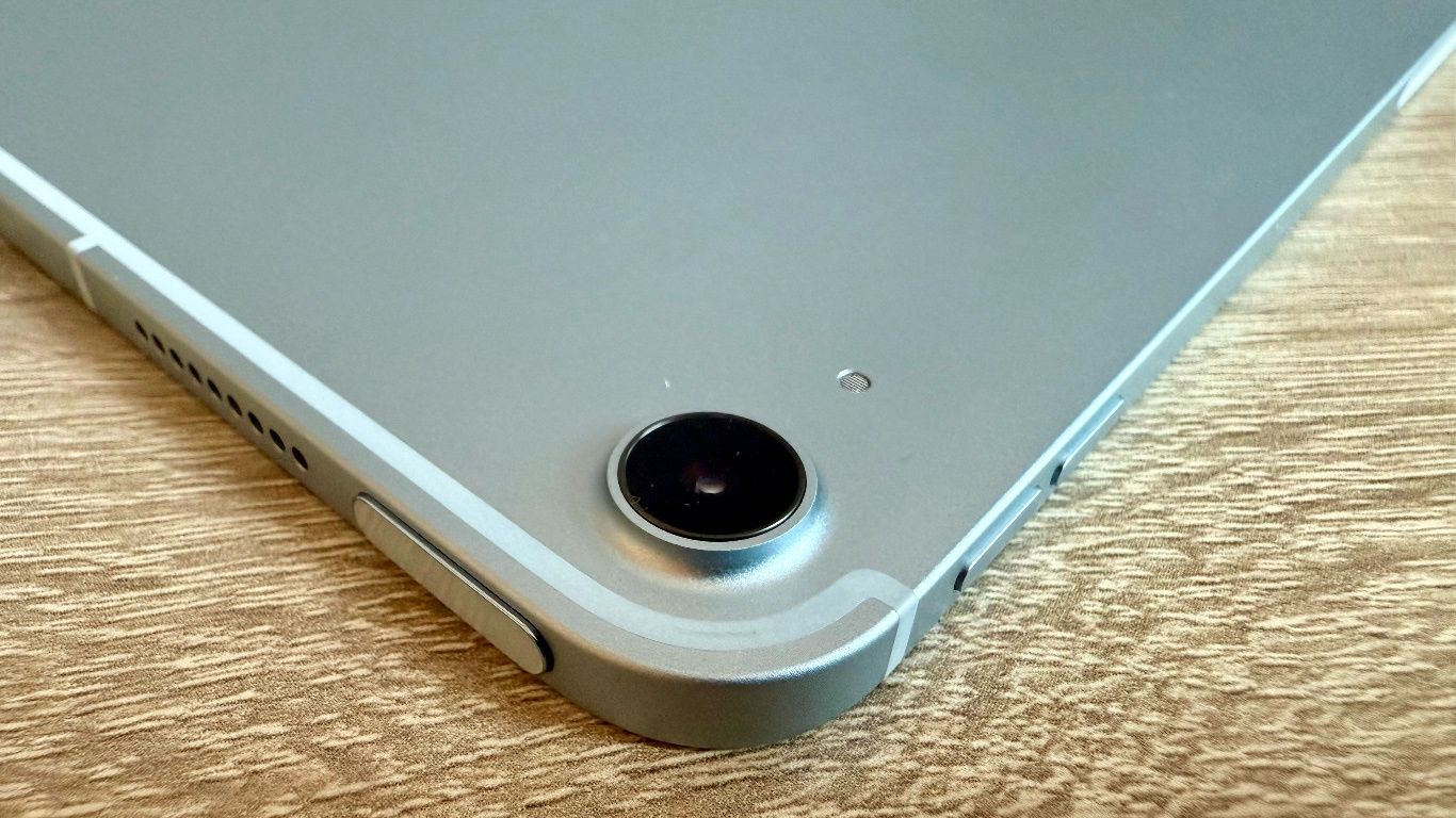 iPad Air m3 obiektyw
