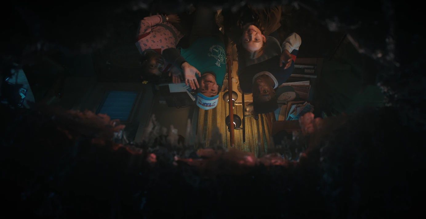 Stranger Things 4 - dziura