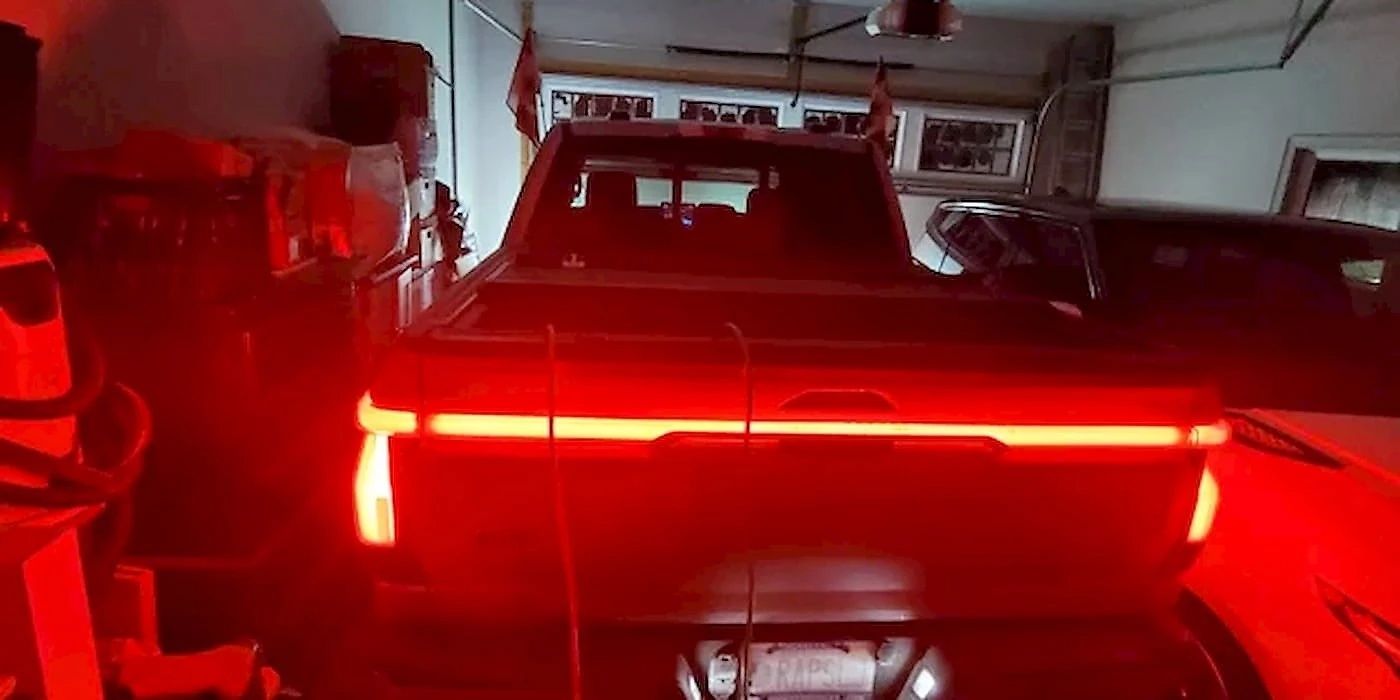 Ford F-150 zasila urządzenia w domu