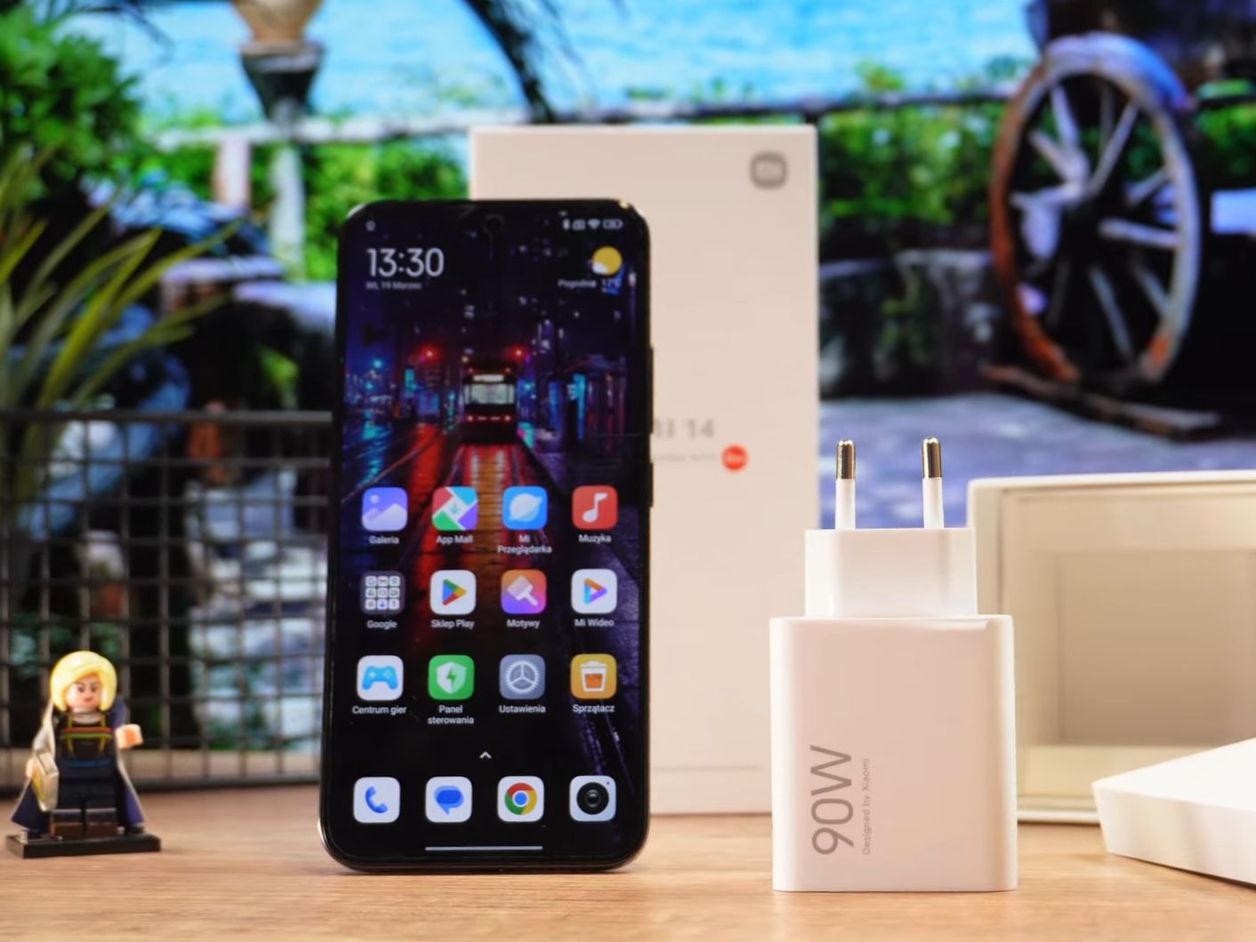 Xiaomi 14 - ładowanie 90W