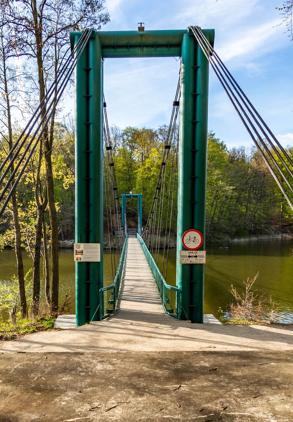 Wałcz - Most Kłosowskiego, wiszący most