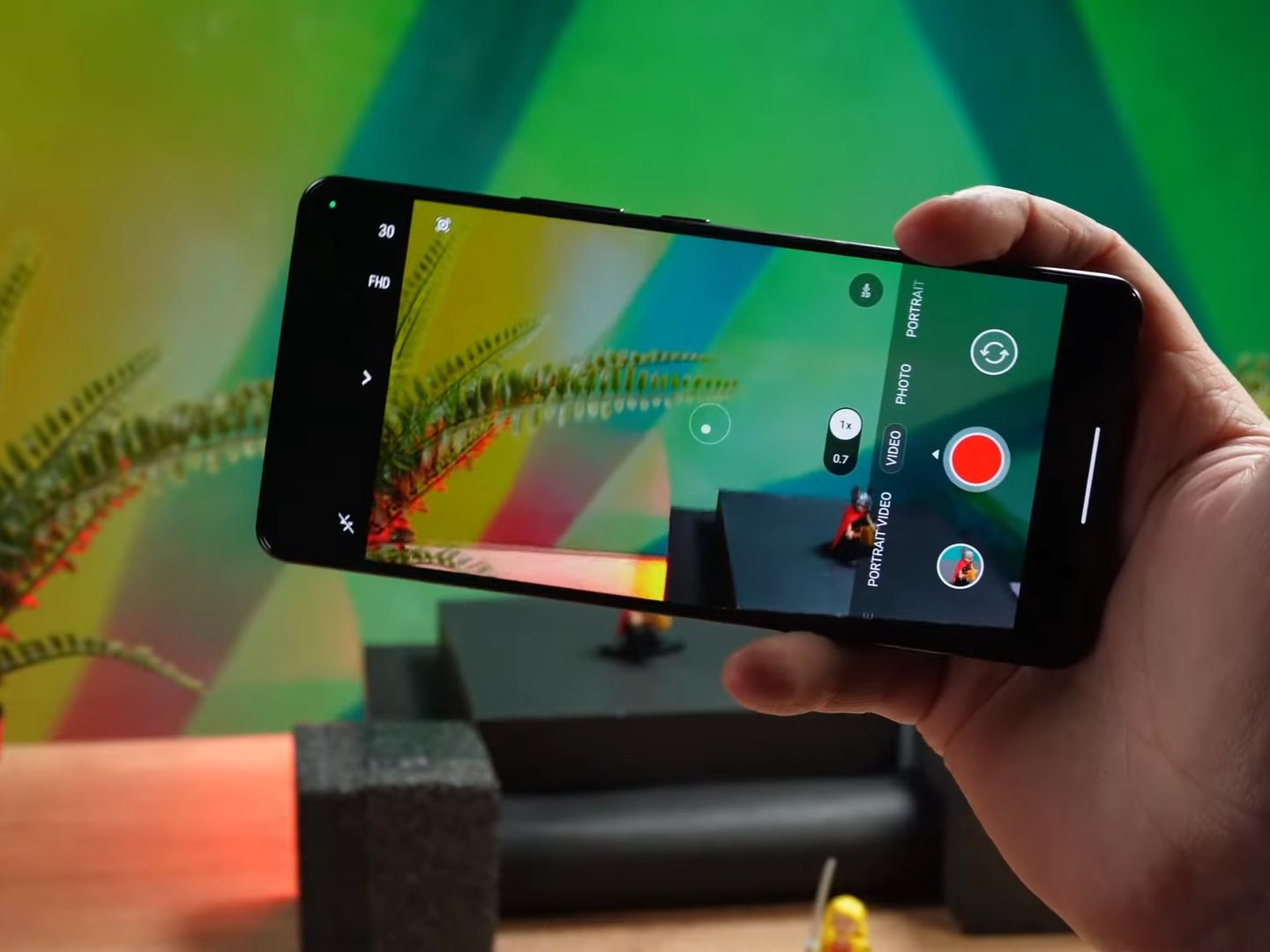 Asus Zenfone 11 Ultra - aparat główny stabilizowany gimbalem