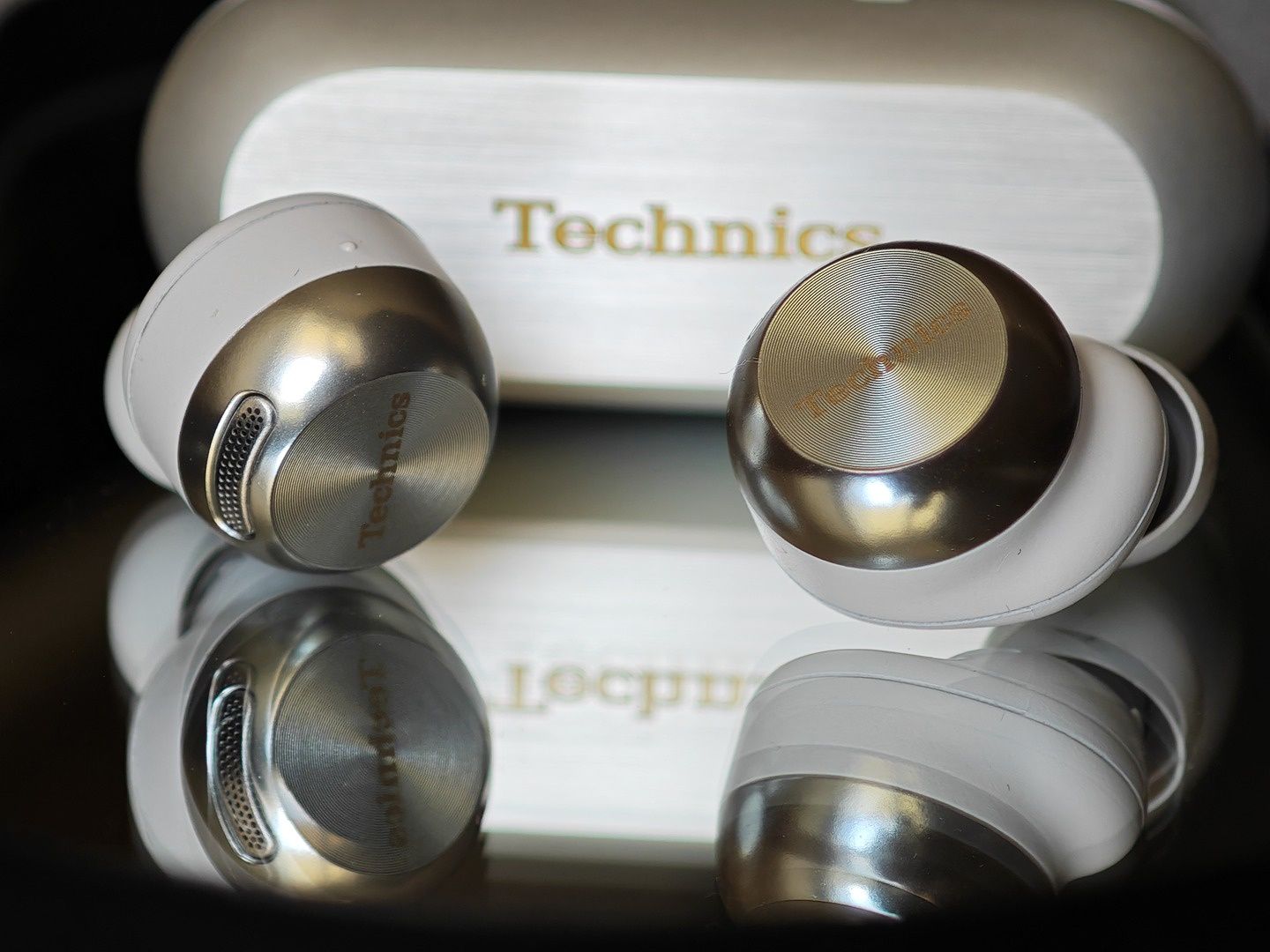 Technics EAH-AZ100