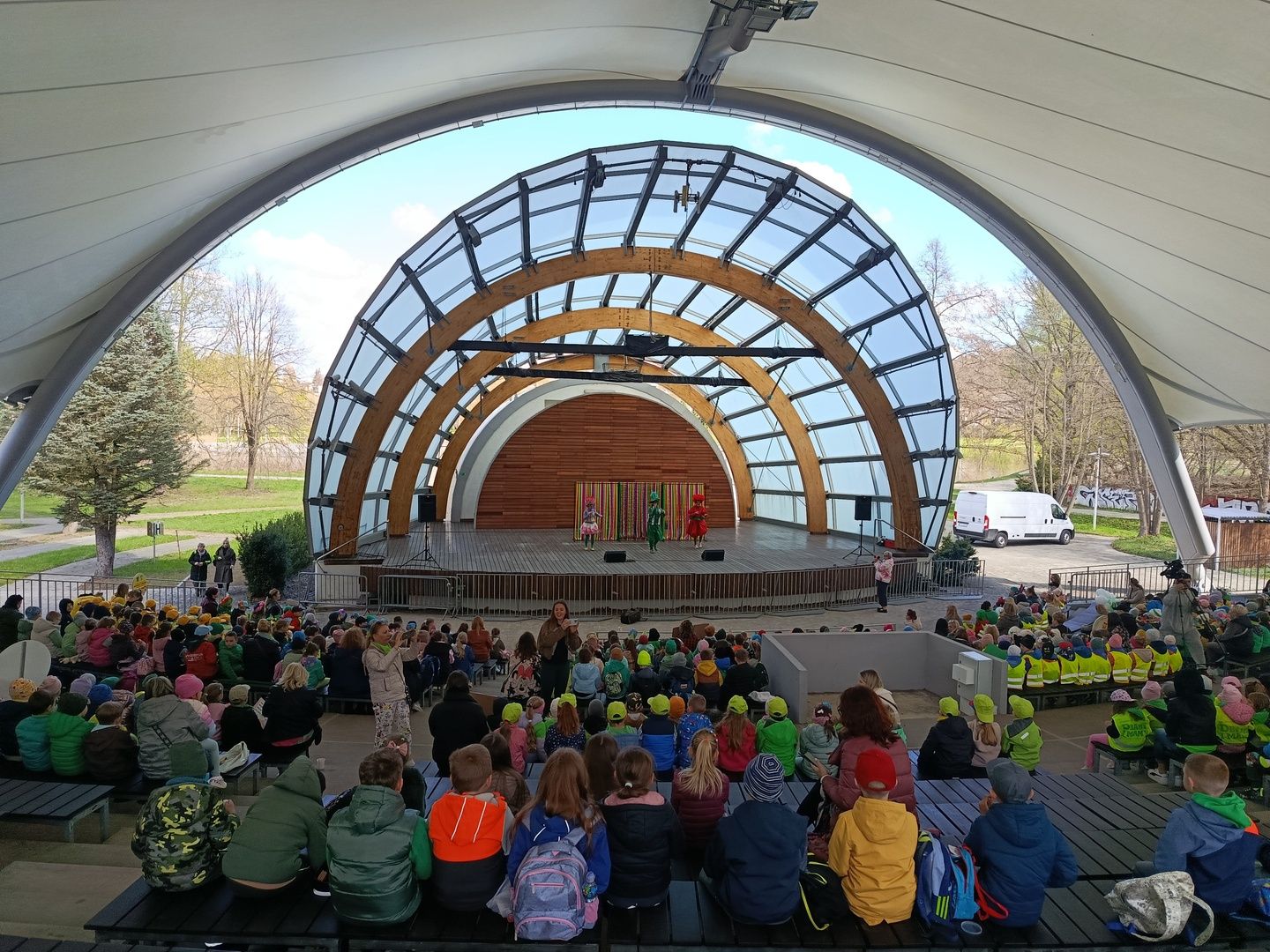 Ostrowiecka Ekobrygada wysiała miejską łąkę