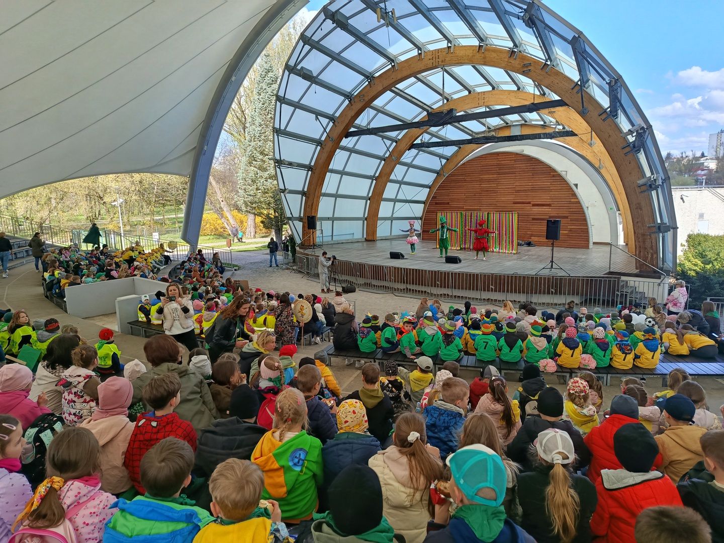 Ostrowiecka Ekobrygada wysiała miejską łąkę