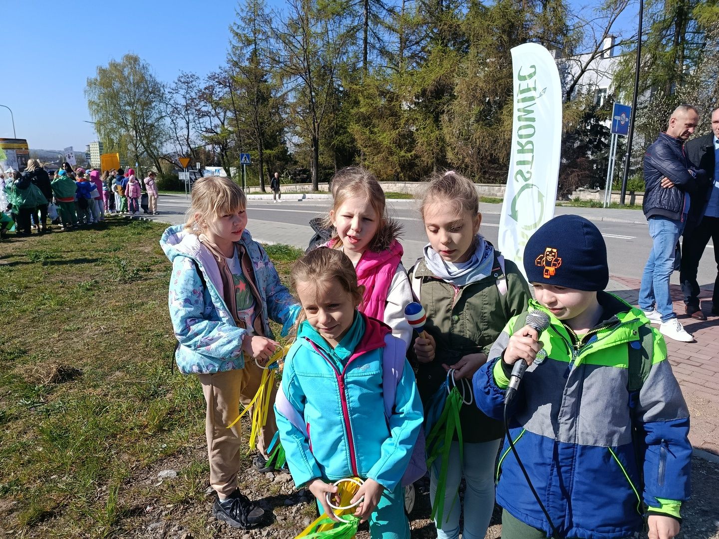 Ostrowiecka Ekobrygada wysiała miejską łąkę