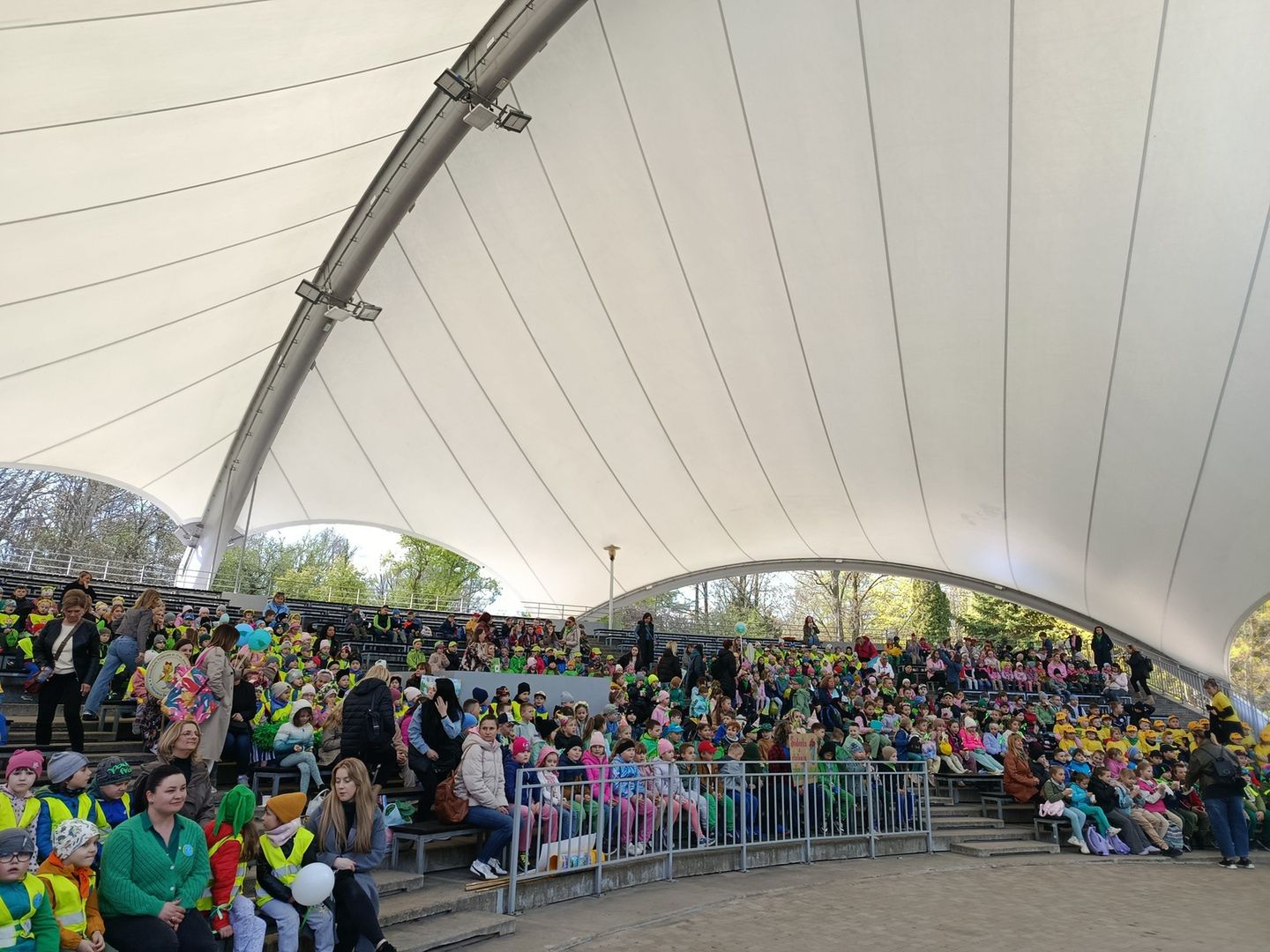 Ostrowiecka Ekobrygada wysiała miejską łąkę