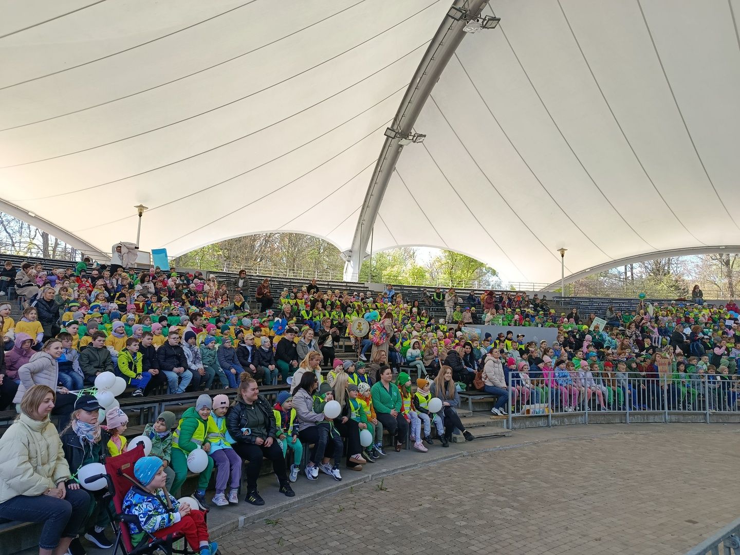 Ostrowiecka Ekobrygada wysiała miejską łąkę