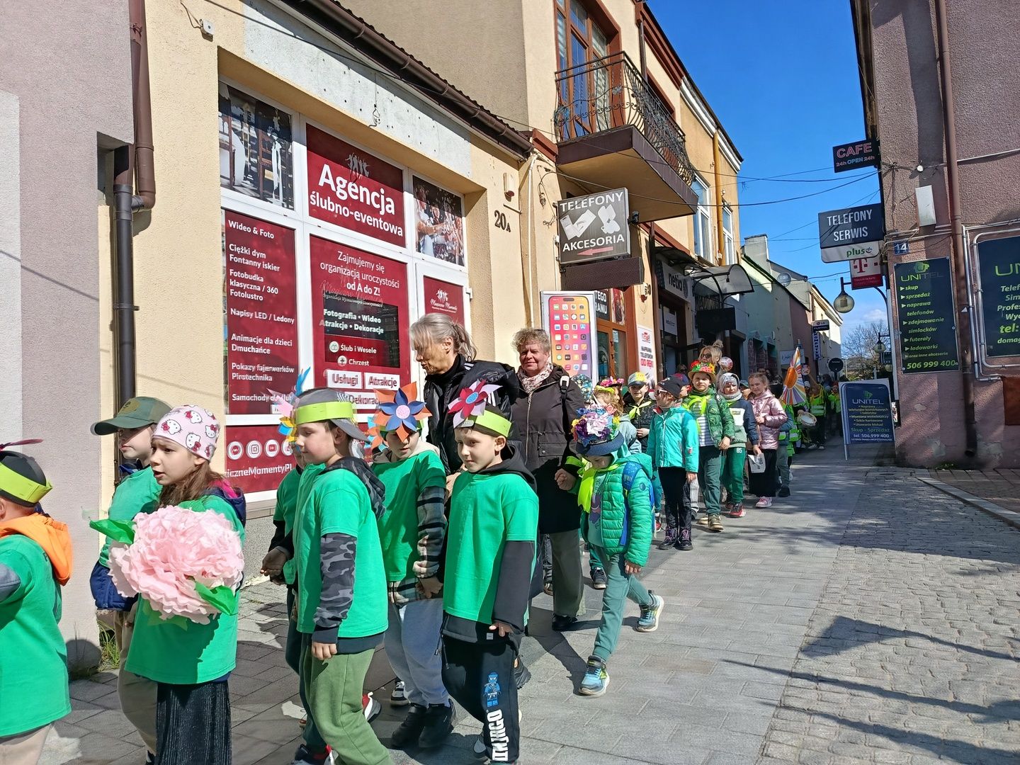 Ostrowiecka Ekobrygada wysiała miejską łąkę