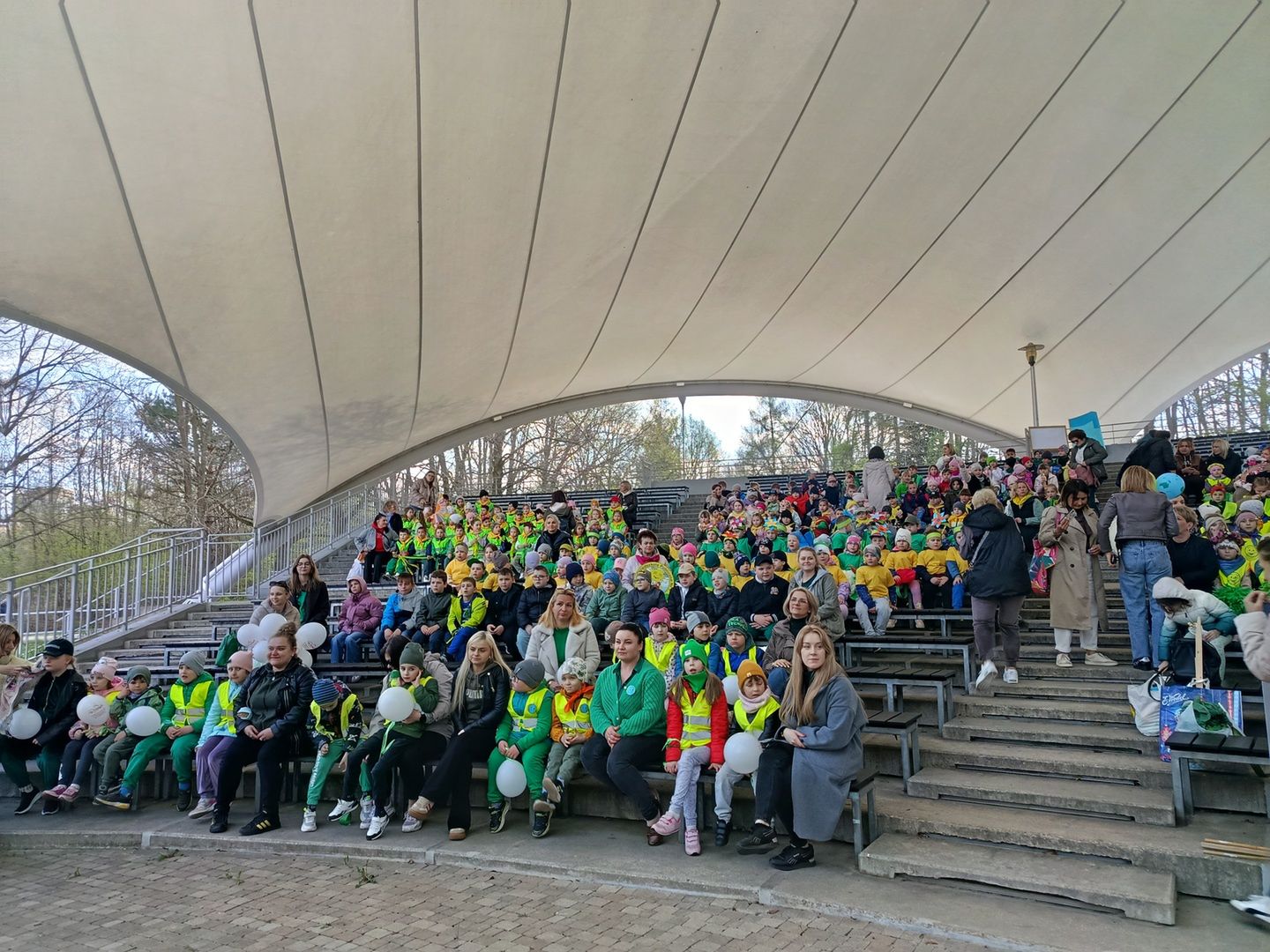 Ostrowiecka Ekobrygada wysiała miejską łąkę