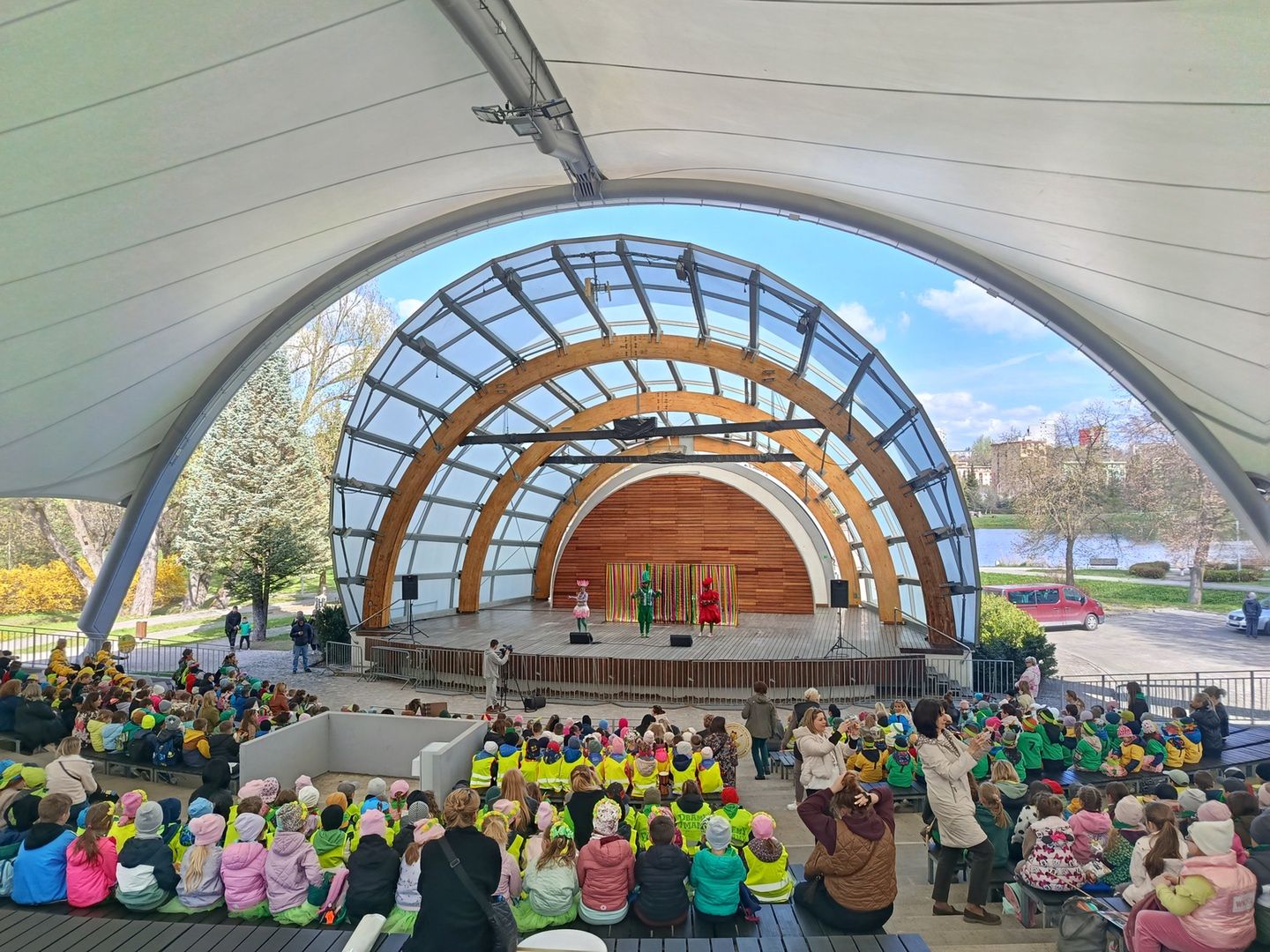 Ostrowiecka Ekobrygada wysiała miejską łąkę