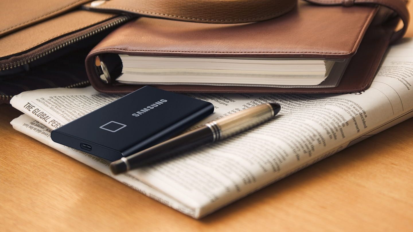 Samsung Portable SSD T7 Touch