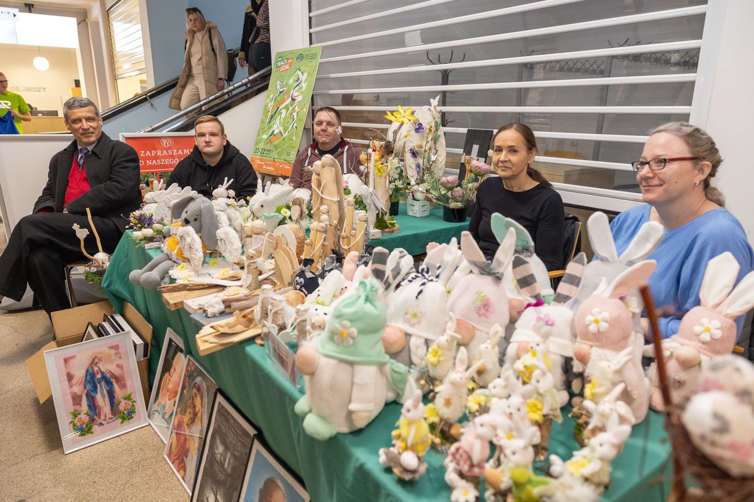 23.03.2026 Torun, Urzad Marszalkowski . Wielkanocny kiermasz rekodziela " My tez potrafimy" Fot. Mikolaj Kuras dla UMWKP
Wielkanoc, rekodzielo
