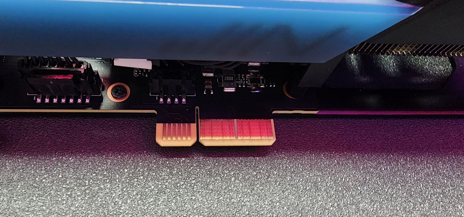 ASUS GeForce RTX 4070 Megalodon