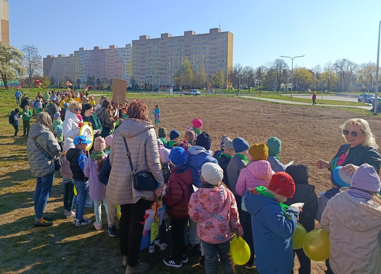 Ostrowiecka Ekobrygada wysiała miejską łąkę