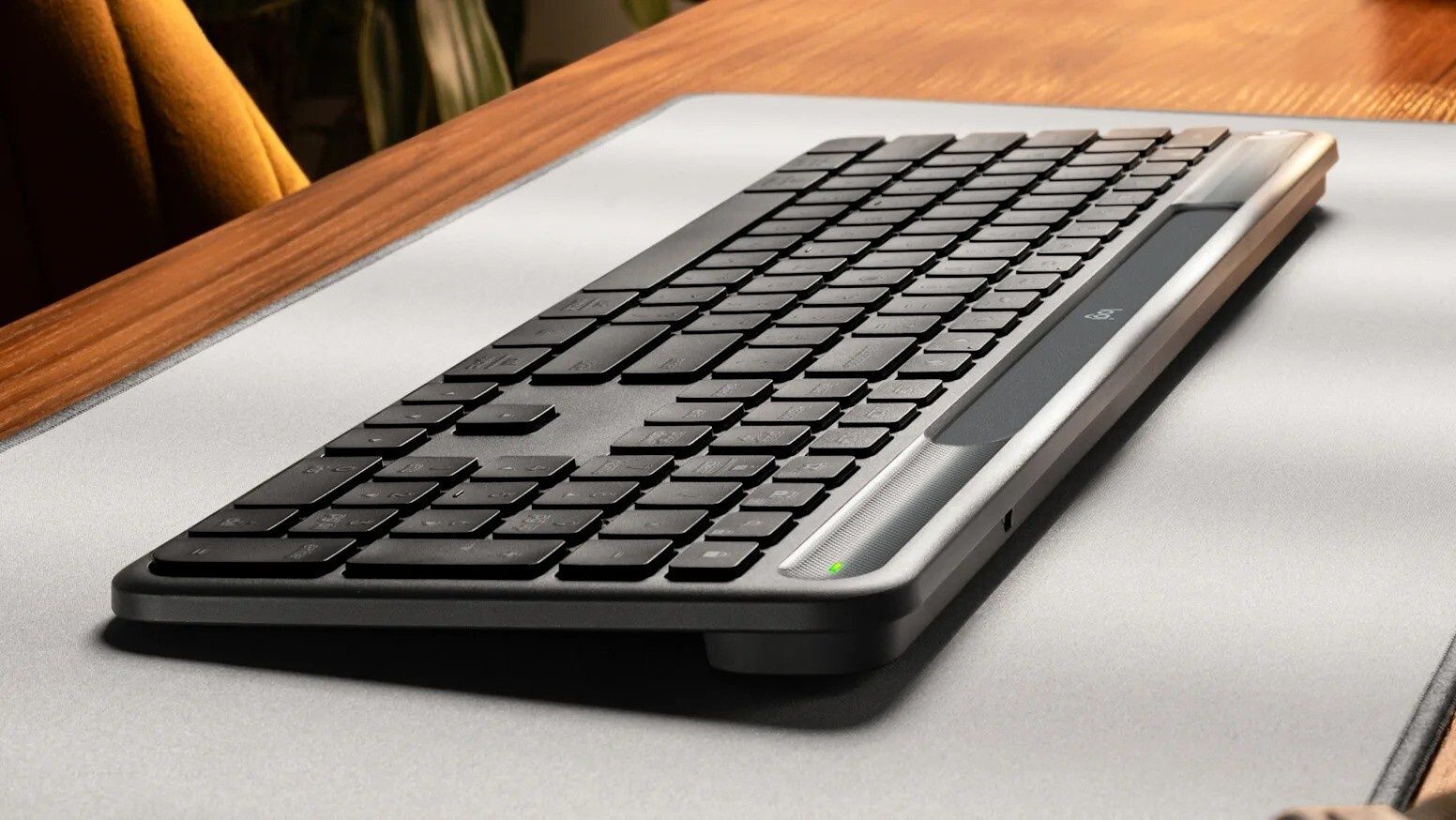 Logitech K980