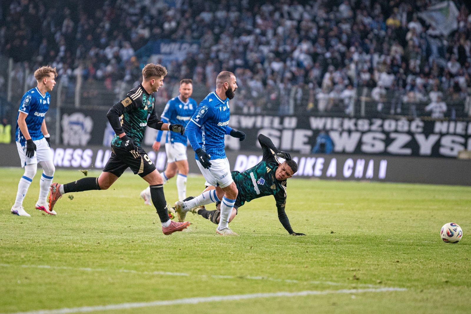 Zimny kubeł na inaugurację – Lech Poznań 1:3 Lechia Gdańsk. Kole