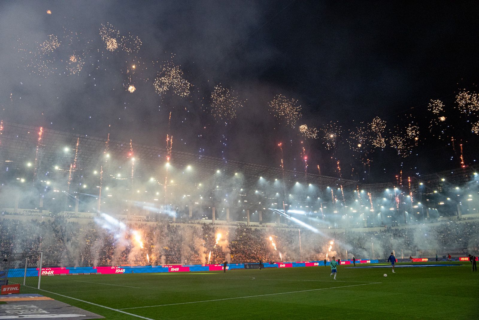 Lech Poznań wygrał w Szczecinie mimo wielkich problemów kadrowyc