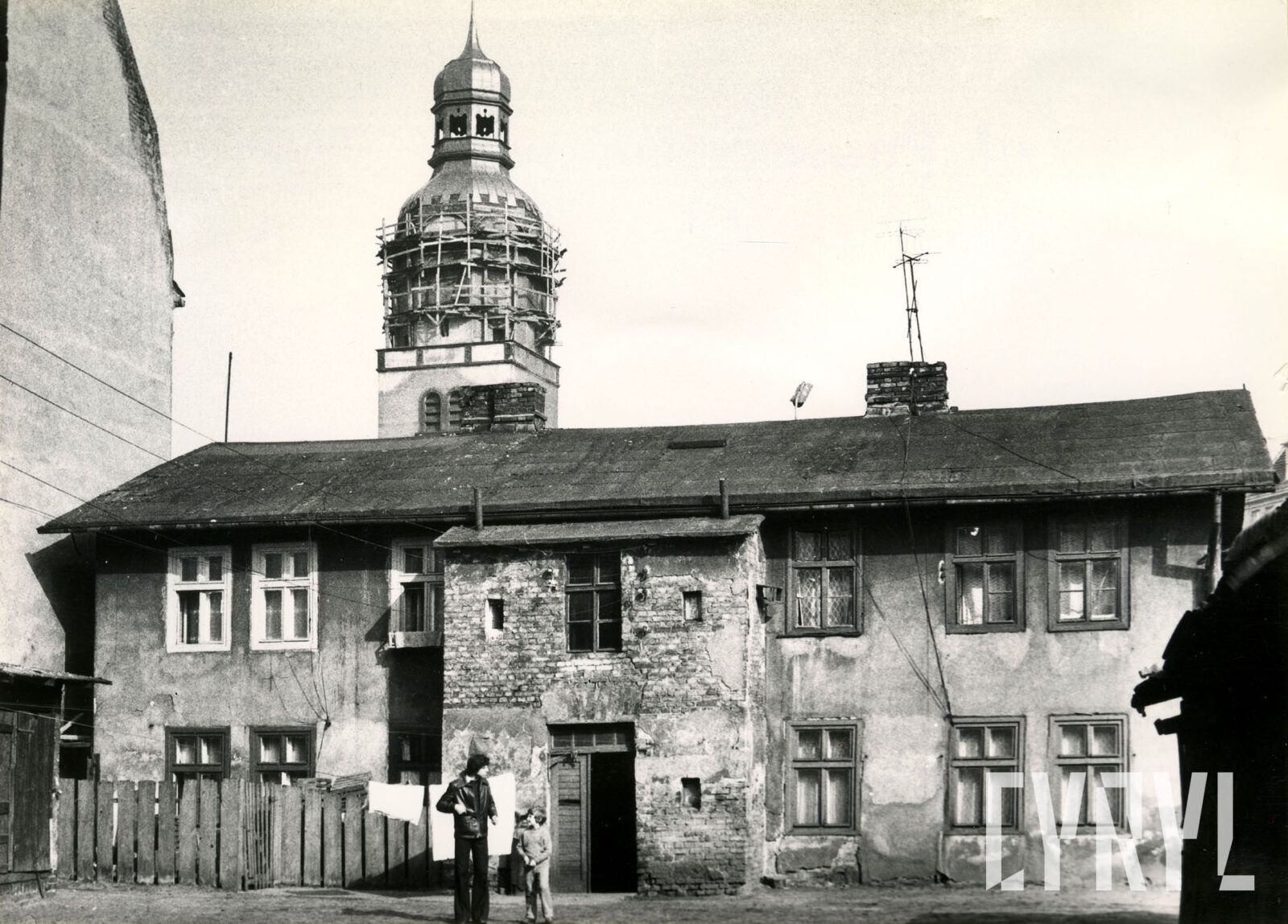 Wilda: Od średniowiecznej wsi do tętniącej życiem dzielnicy Pozn