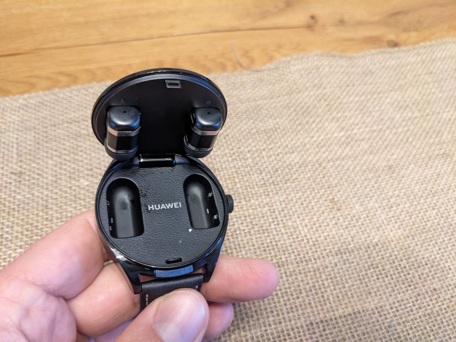 Huawei Watch Buds