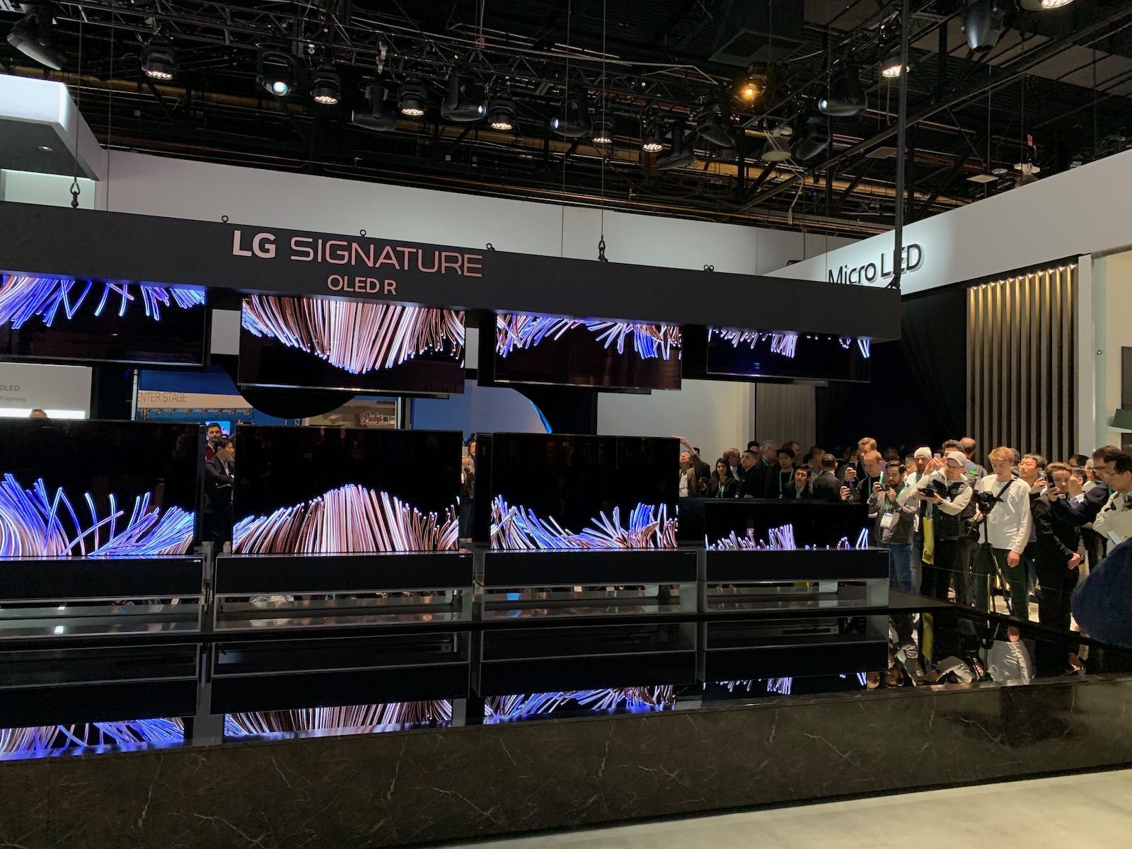 Wysuwany telewizor LG CES 2020