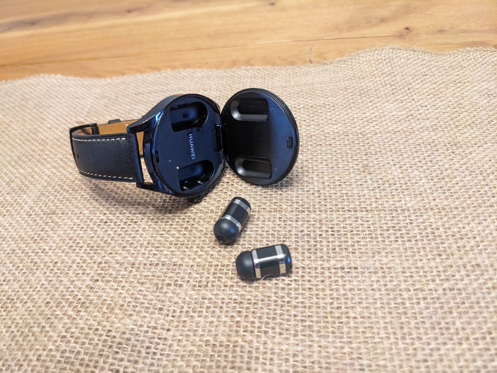 Huawei Watch Buds