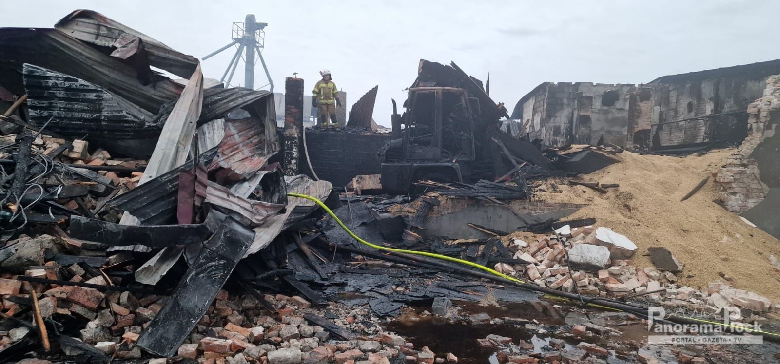 Pożar magazynu zbożowego w Gozdowie 