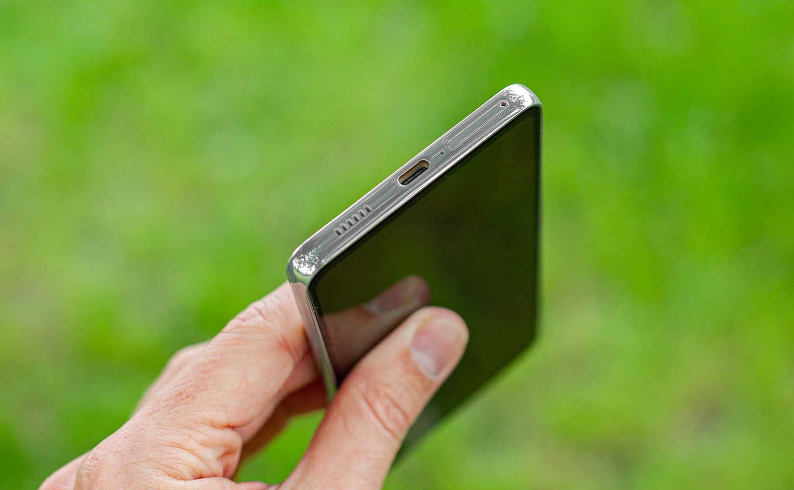 Galaxy A53 głośnik, port USB-C i slot dual SIM z microSD