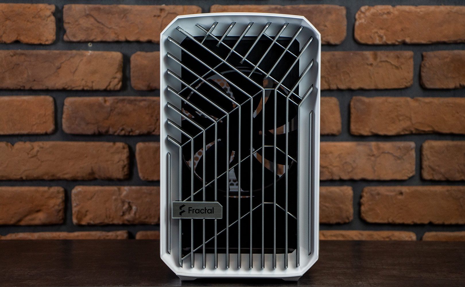 Fractal Design Torrent Nano TG White
