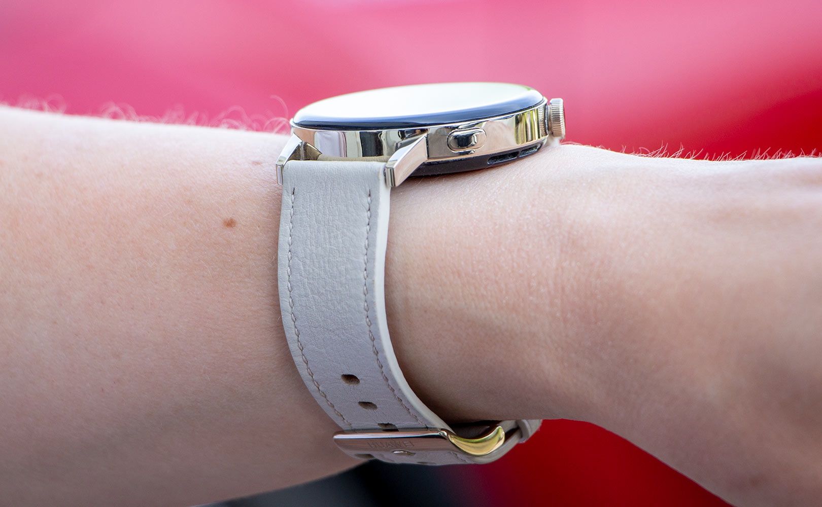 Huawei Watch na ręce