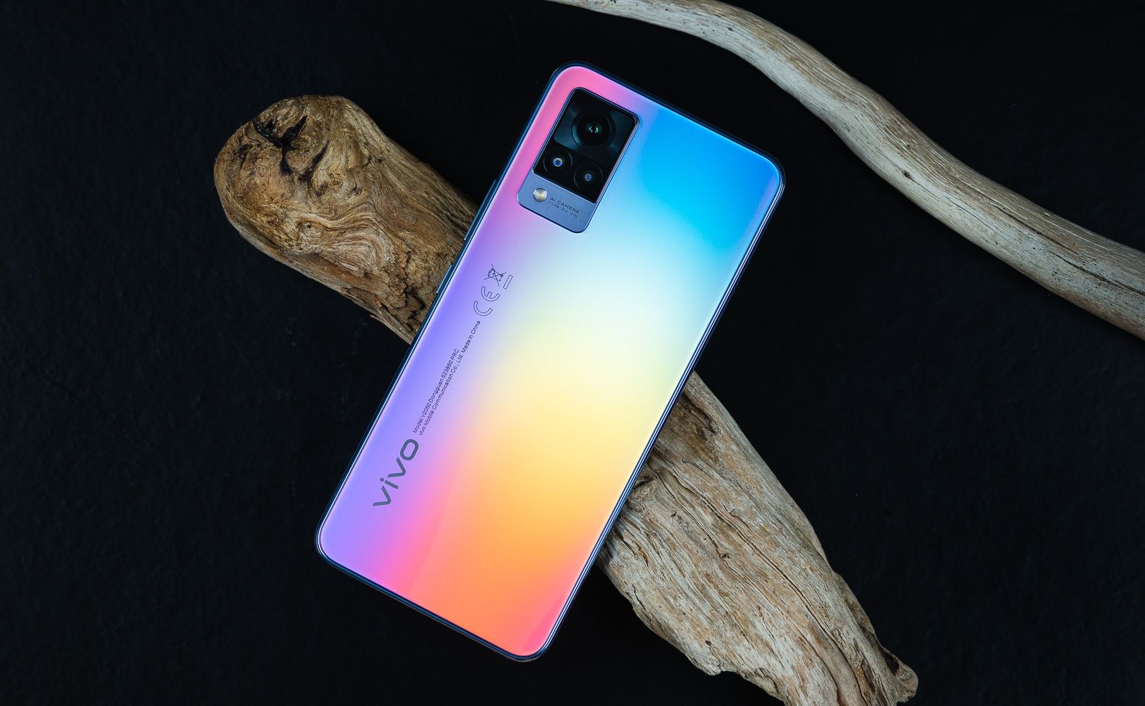 vivo V21 5G tył
