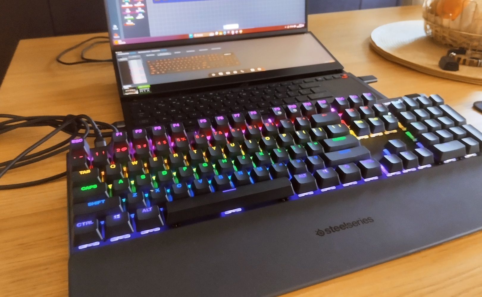 Apex Pro Gen 3 w całej okazałości