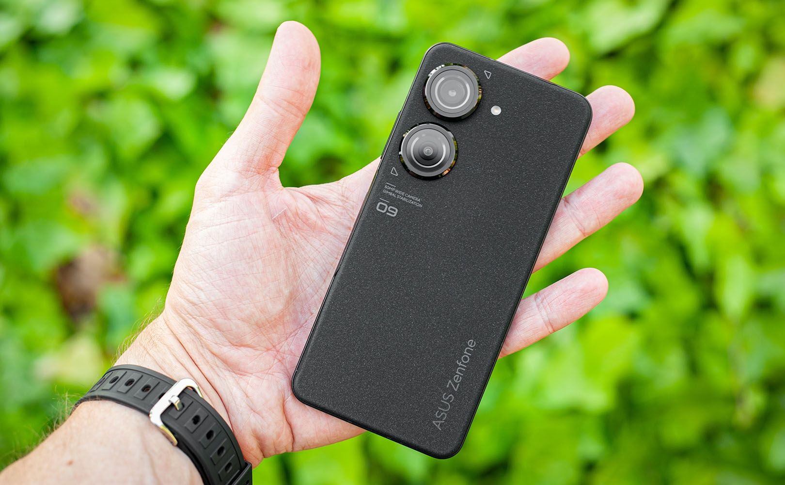 Asus ZenFone 9 tył