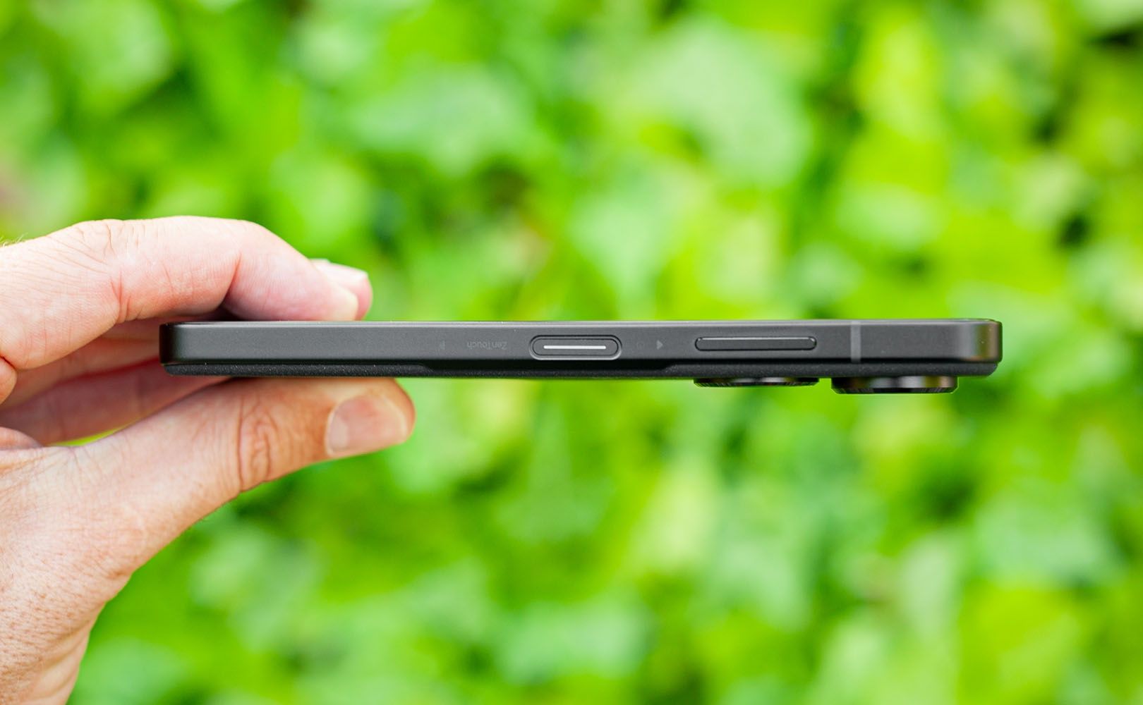 Asus ZenFone 9 przyciski