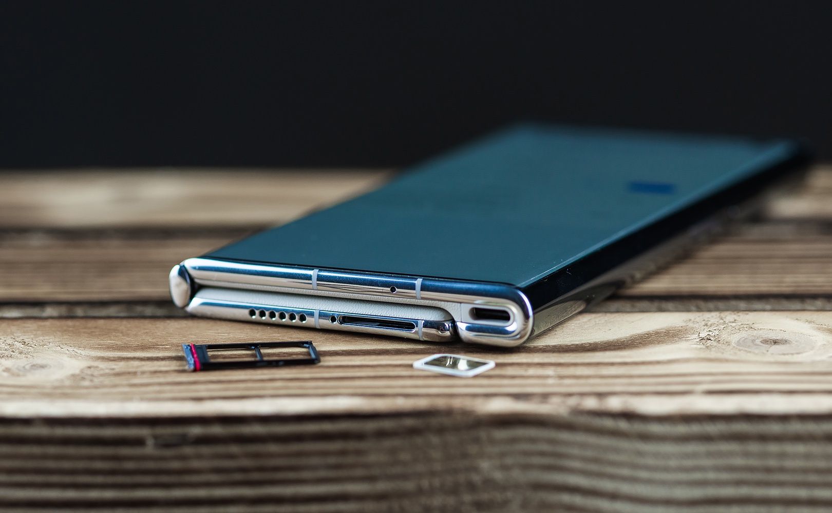 Huawei Mate Xs 2 slot kart sim nm